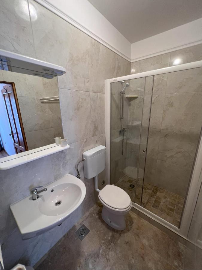 Apartmani Palme Funtana Bagian luar foto